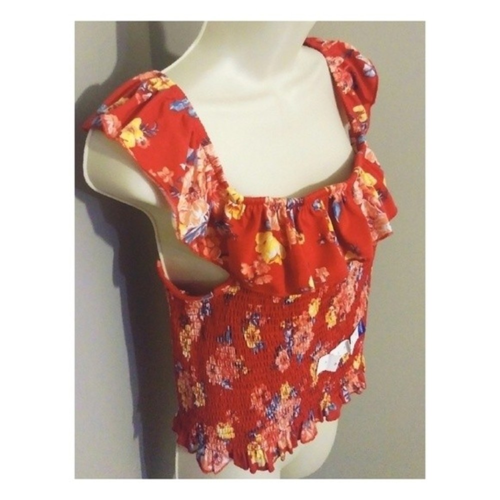 Arizona Floral Ruffle Smocked Top‎